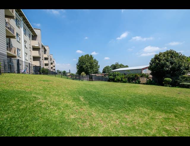 2 BEDROOM APARTMENT FOR SALE IN NORTHGATE